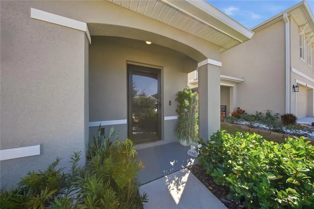 12120 Lily Magnolia Lane Riverview FL 33569
