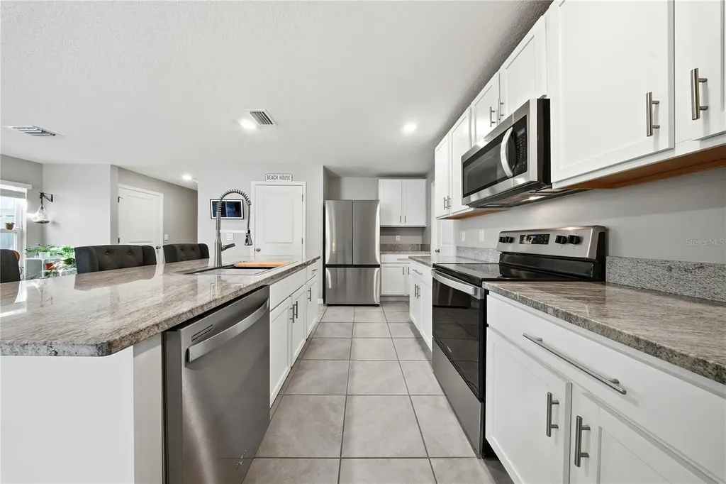 12120 Lily Magnolia Lane Riverview FL 33569