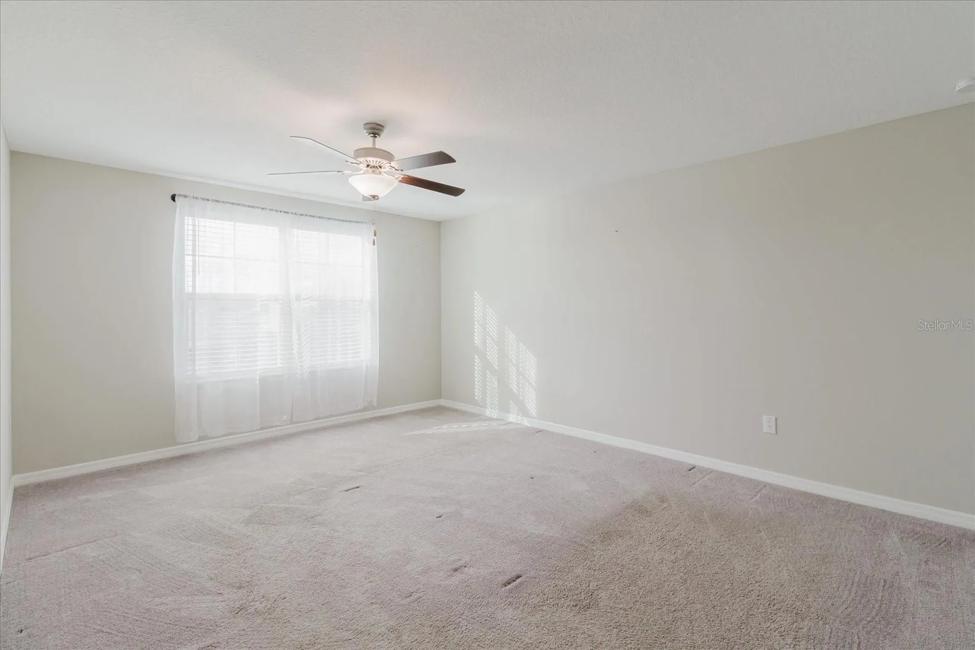 9411 Lemon Drop Loop Sun City Center FL 33573