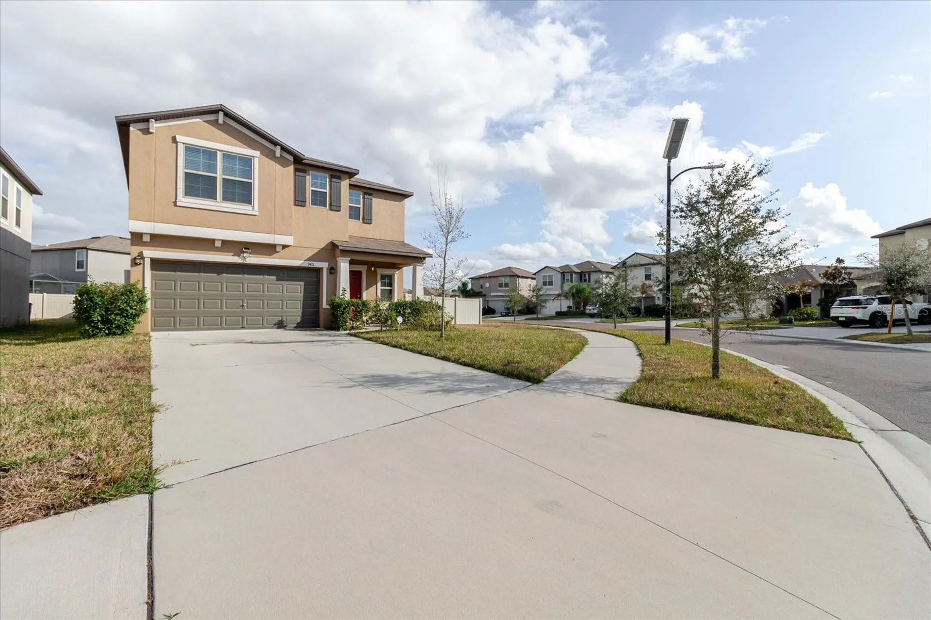 9411 Lemon Drop Loop Sun City Center FL 33573