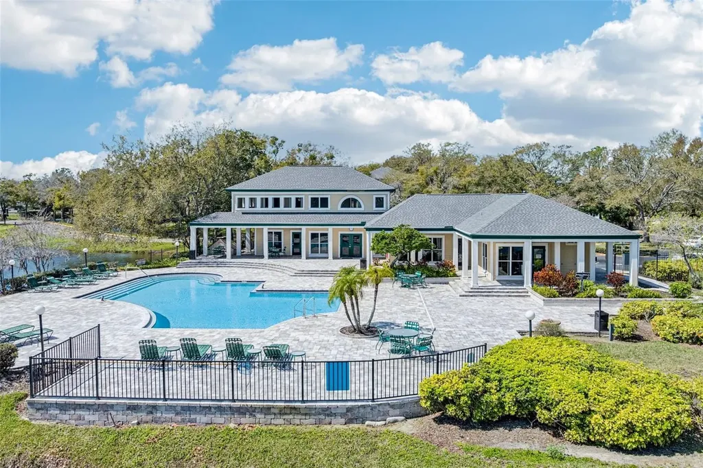 4211 Chatham Oak Court Tampa FL 33624