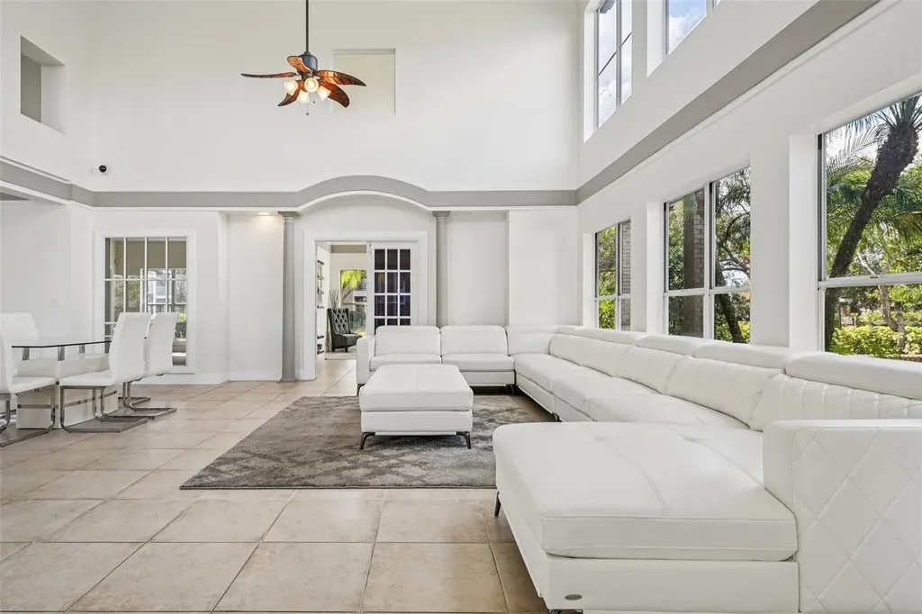 4211 Chatham Oak Court Tampa FL 33624