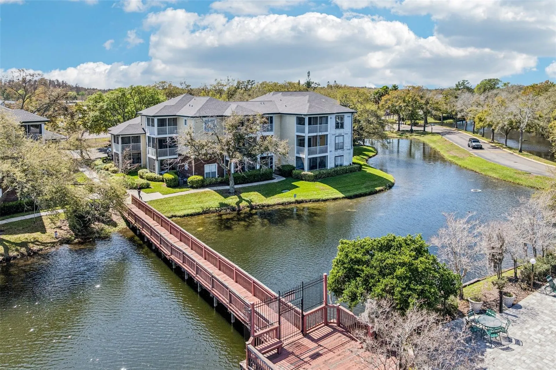 4211 Chatham Oak Court Tampa FL 33624