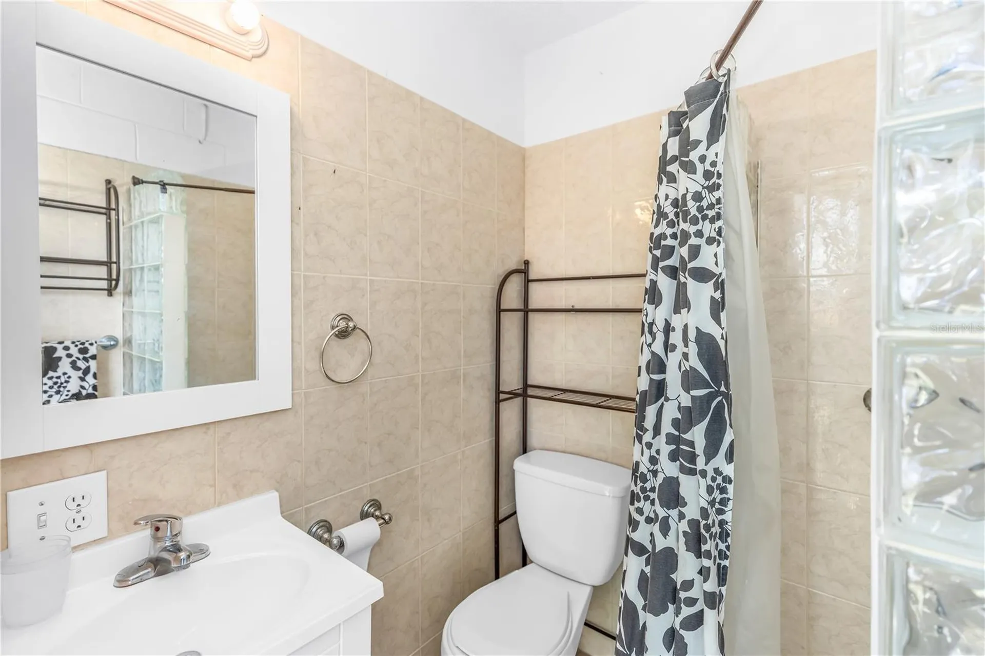 502 San Marie Avenue Altamonte Springs FL 32714