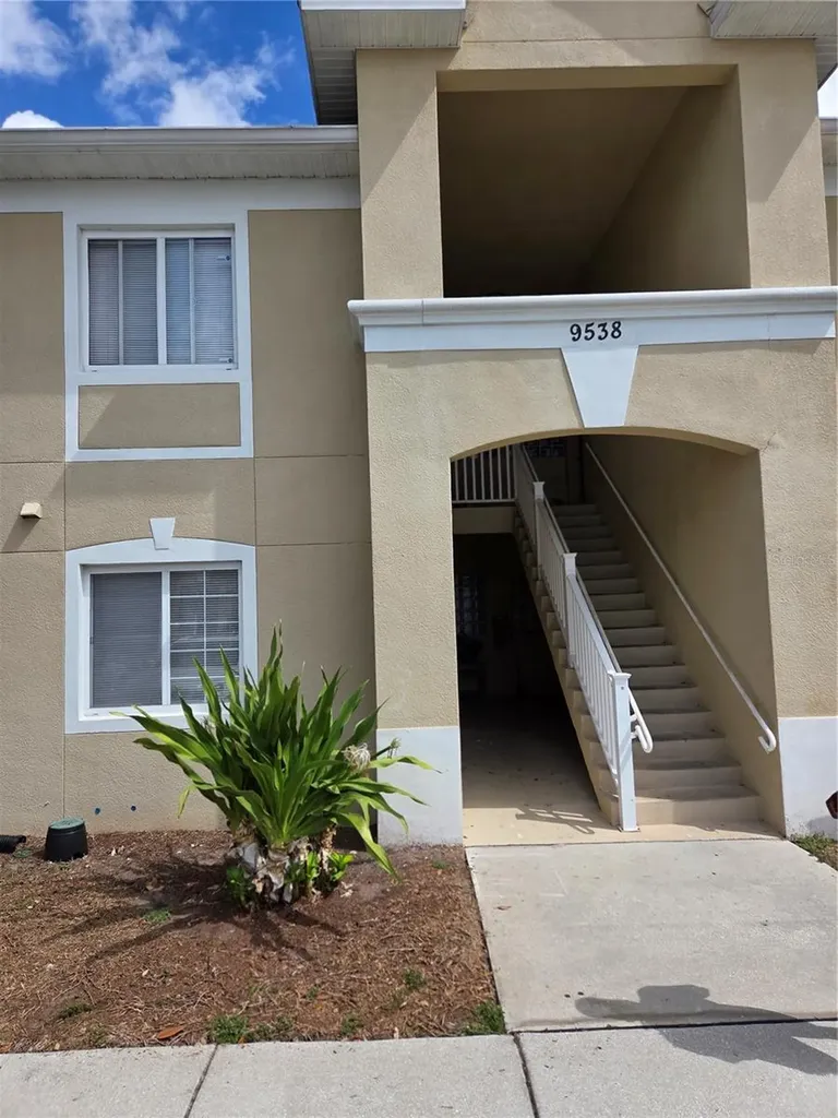 9538 Newdale Way Riverview FL 33578