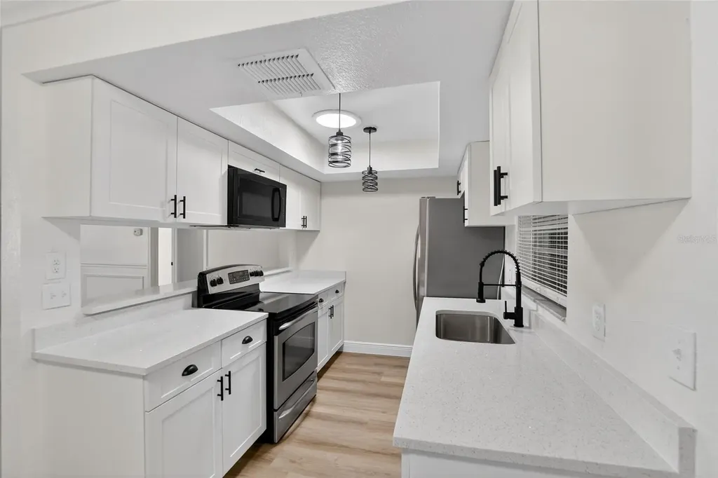 7407 S 33rd Avenue S Tampa FL 33619