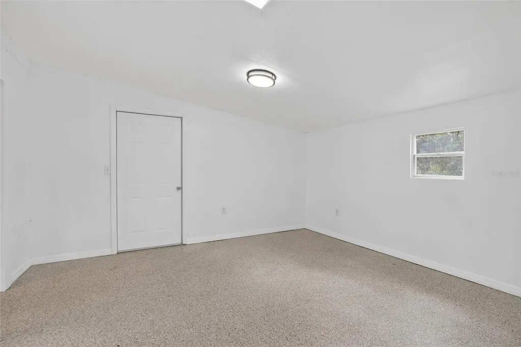 7407 S 33rd Avenue S Tampa FL 33619