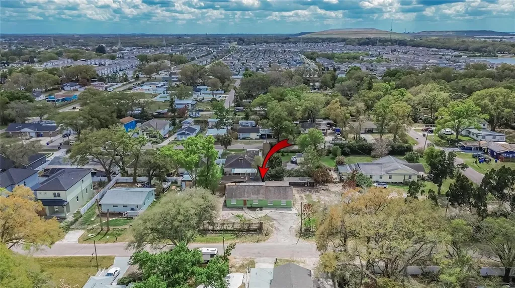 7407 S 33rd Avenue S Tampa FL 33619