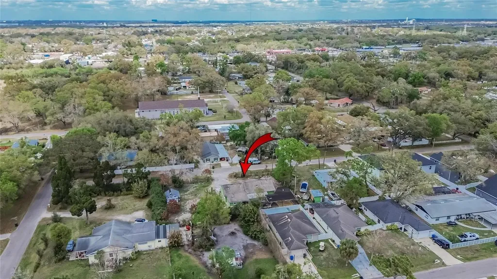 7407 S 33rd Avenue S Tampa FL 33619