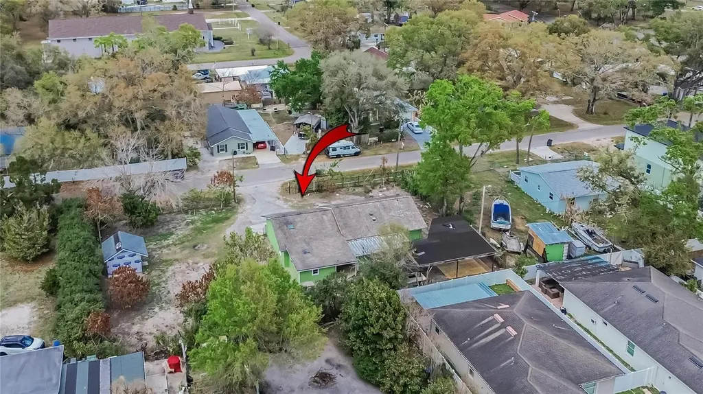 7407 S 33rd Avenue S Tampa FL 33619