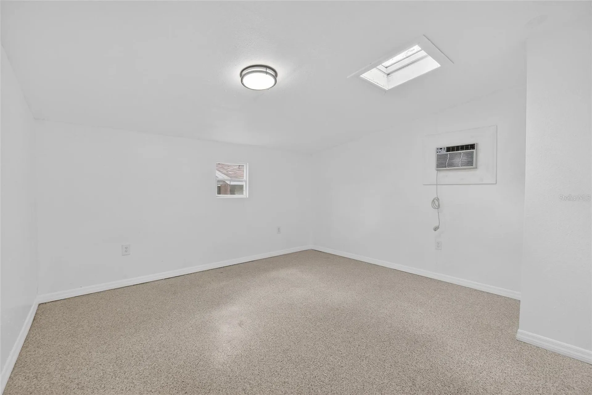 7407 S 33rd Avenue S Tampa FL 33619