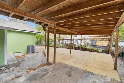 7407 S 33rd Avenue S Tampa FL 33619