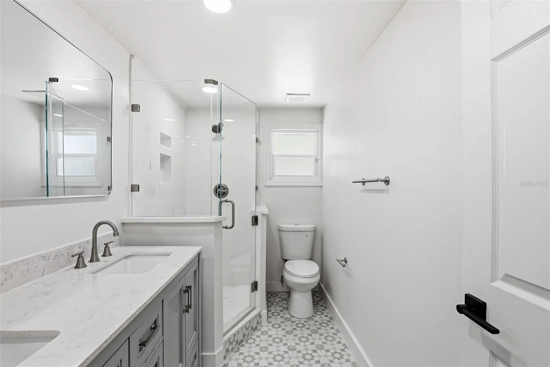 301 81st Avenue NE St Petersburg FL 33702