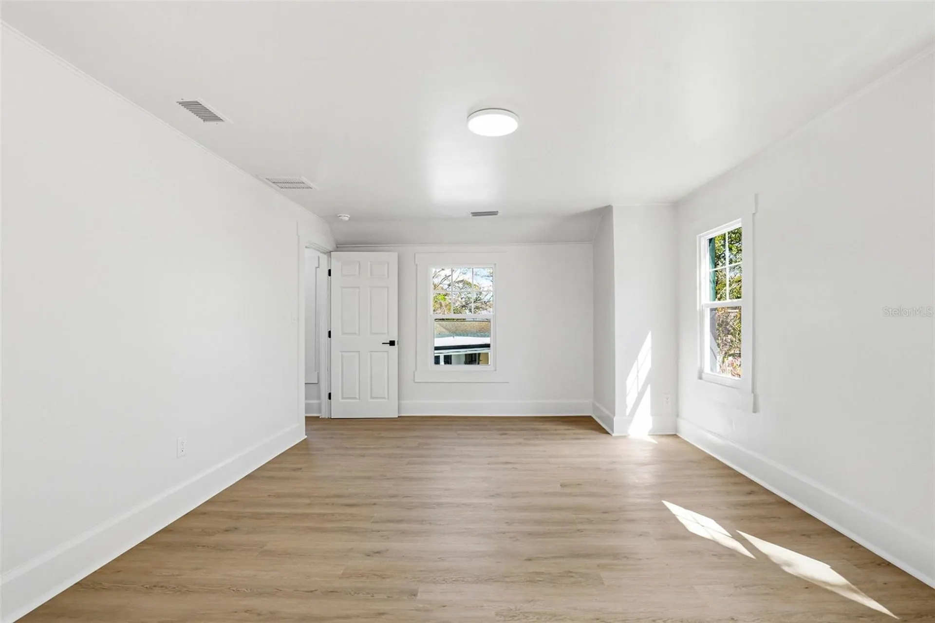 301 81st Avenue NE St Petersburg FL 33702