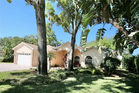 2686 Crystal Circle Dunedin FL 34698
