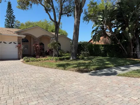 2686 Crystal Circle Dunedin FL 34698