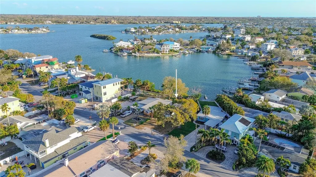 407 20th Avenue Indian Rocks Beach FL 33785