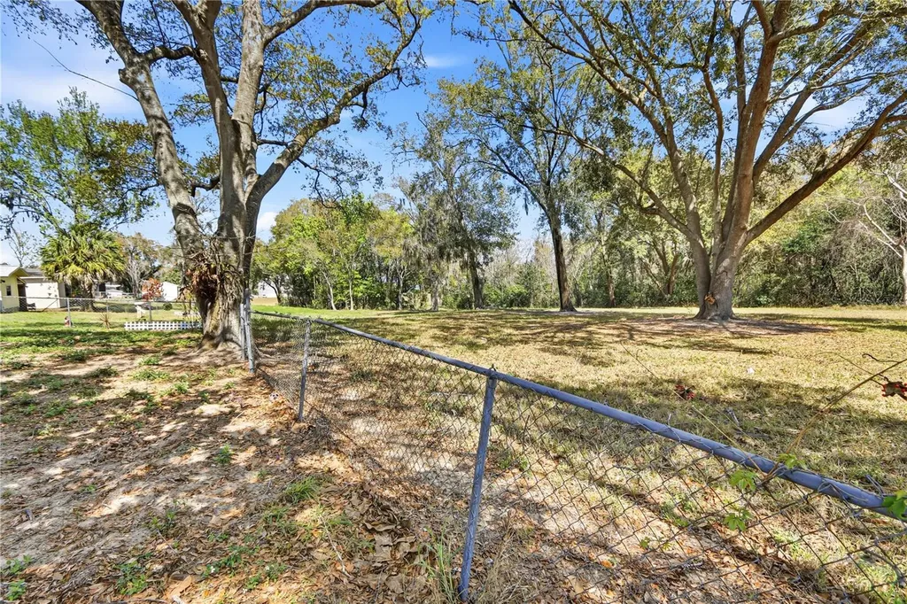 1907 Leslie Ann Lane Ocoee FL 34761