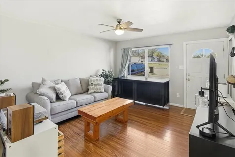 1907 Leslie Ann Lane Ocoee FL 34761