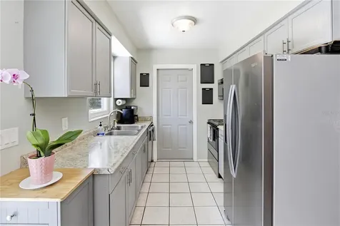 1907 Leslie Ann Lane Ocoee FL 34761