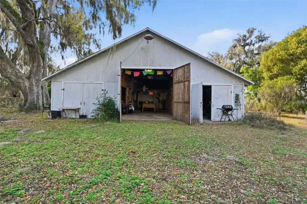 420 Pine Street Crescent City FL 32112