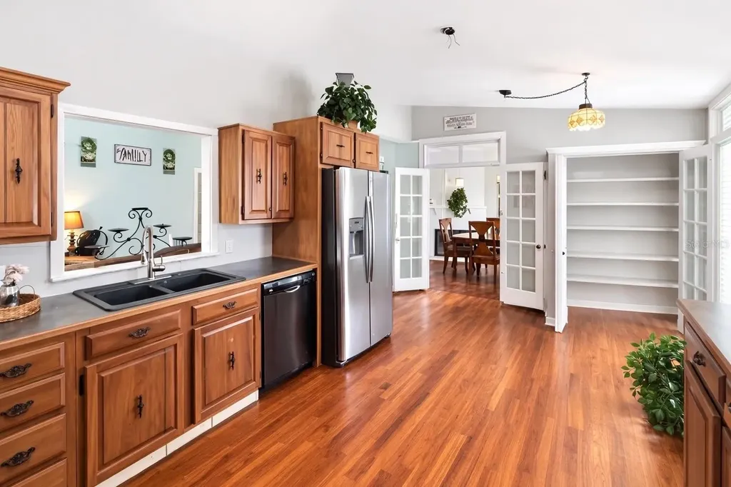 420 Pine Street Crescent City FL 32112