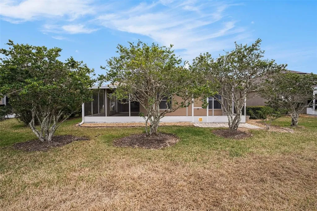 9524 Rolling Circle San Antonio FL 33576