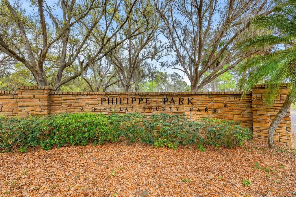 5 Mar Bay Lane Safety Harbor FL 34695