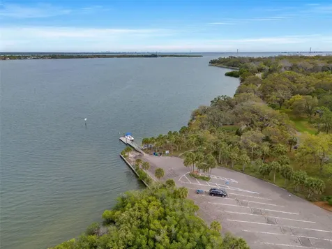 5 Mar Bay Lane Safety Harbor FL 34695