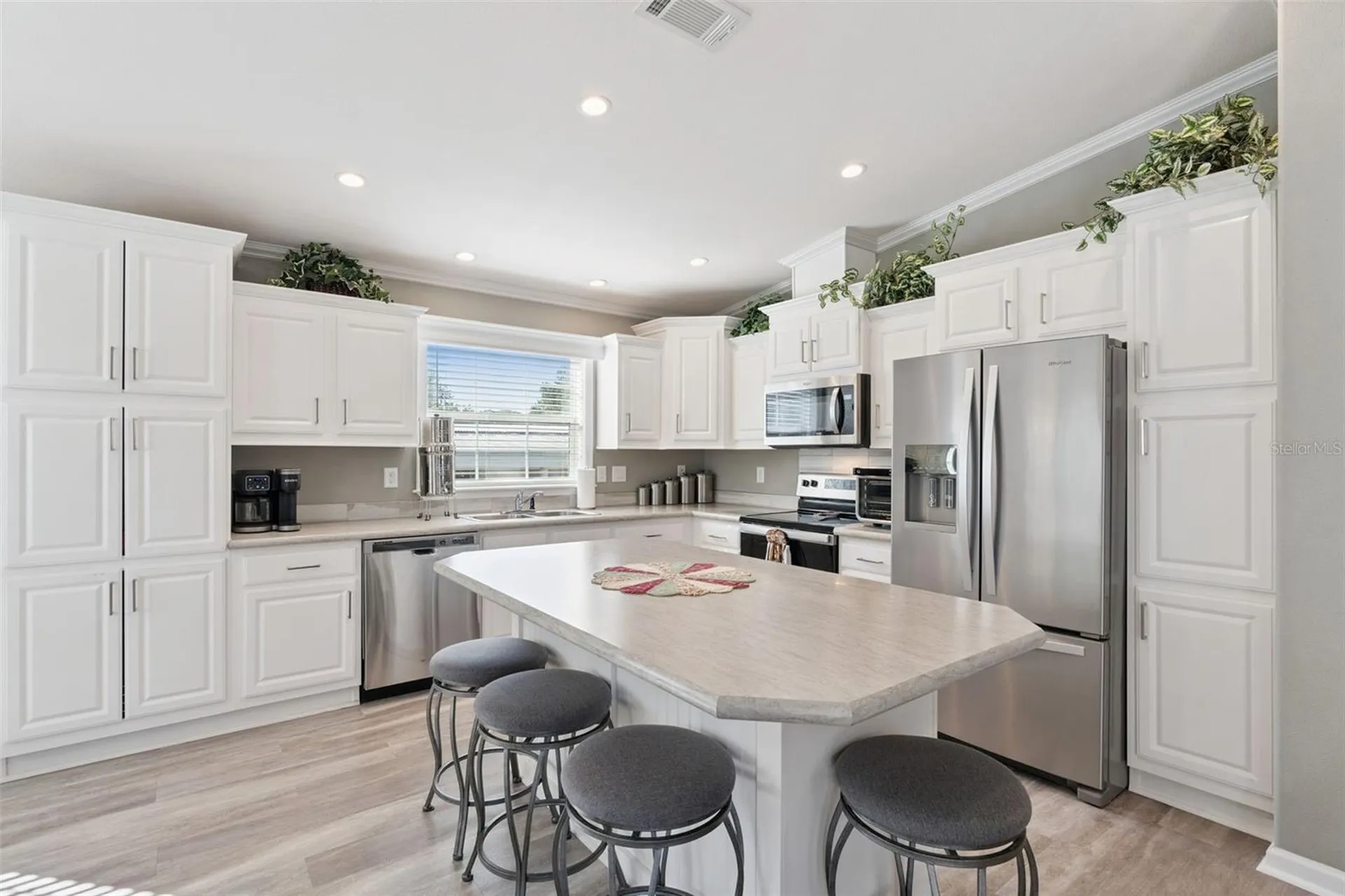 147 Royal Palm Drive Leesburg FL 34748