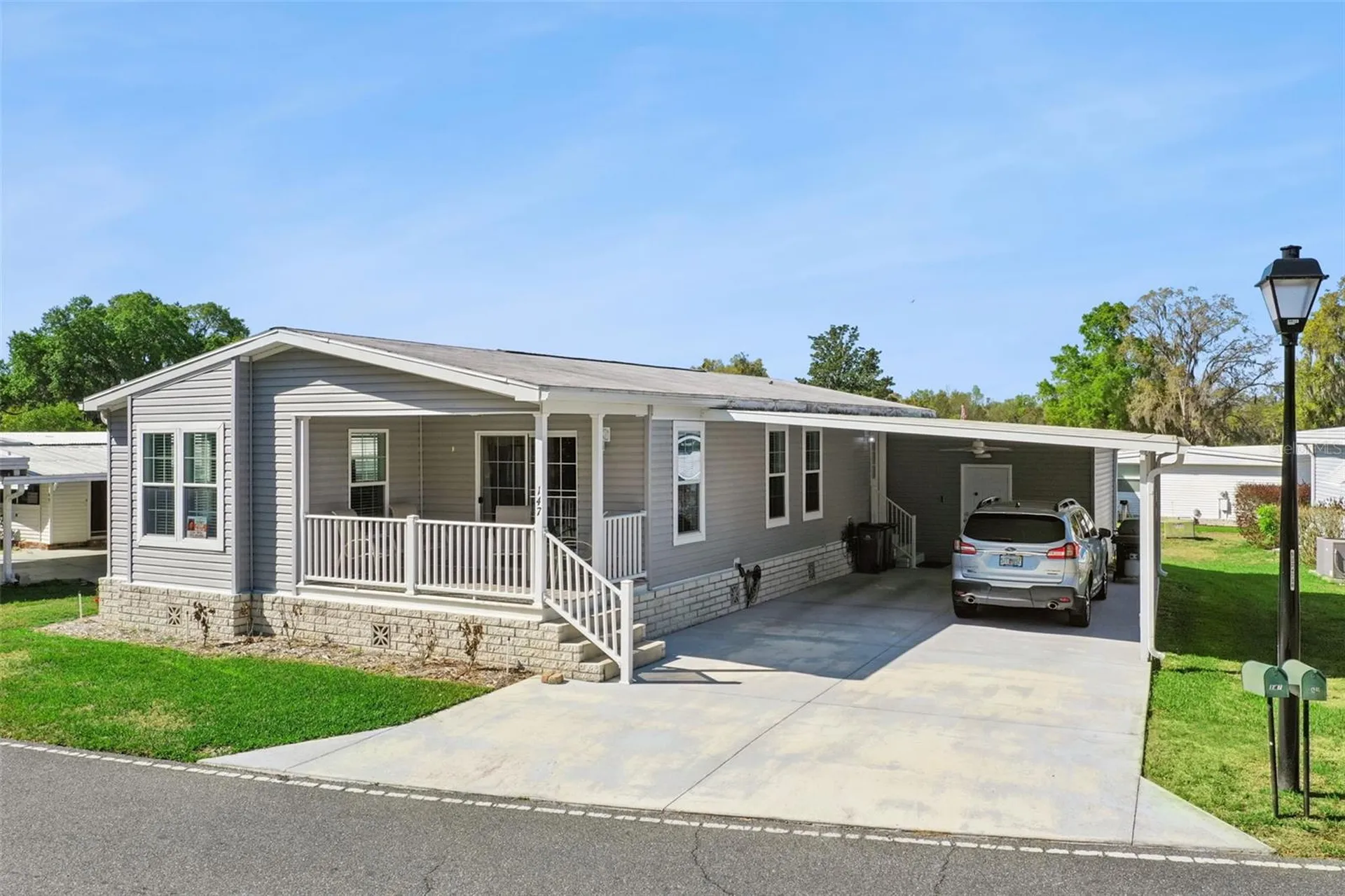 147 Royal Palm Drive Leesburg FL 34748