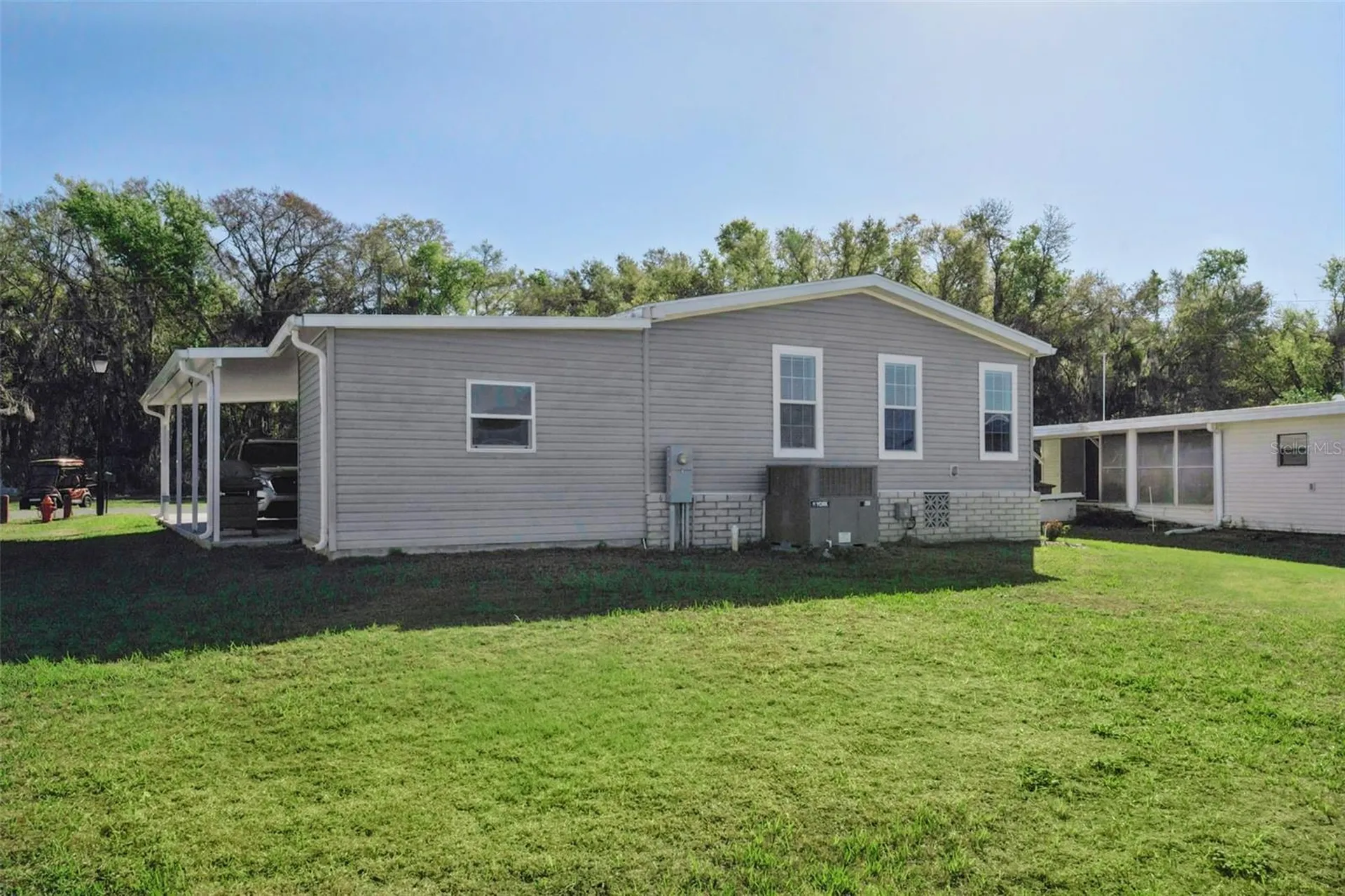147 Royal Palm Drive Leesburg FL 34748