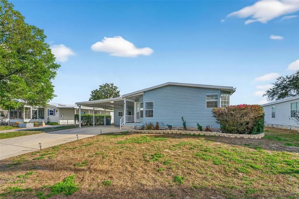 3009 Manatee Road Tavares FL 32778