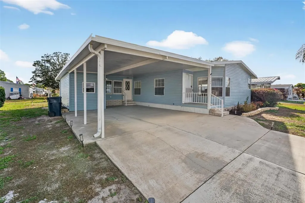 3009 Manatee Road Tavares FL 32778