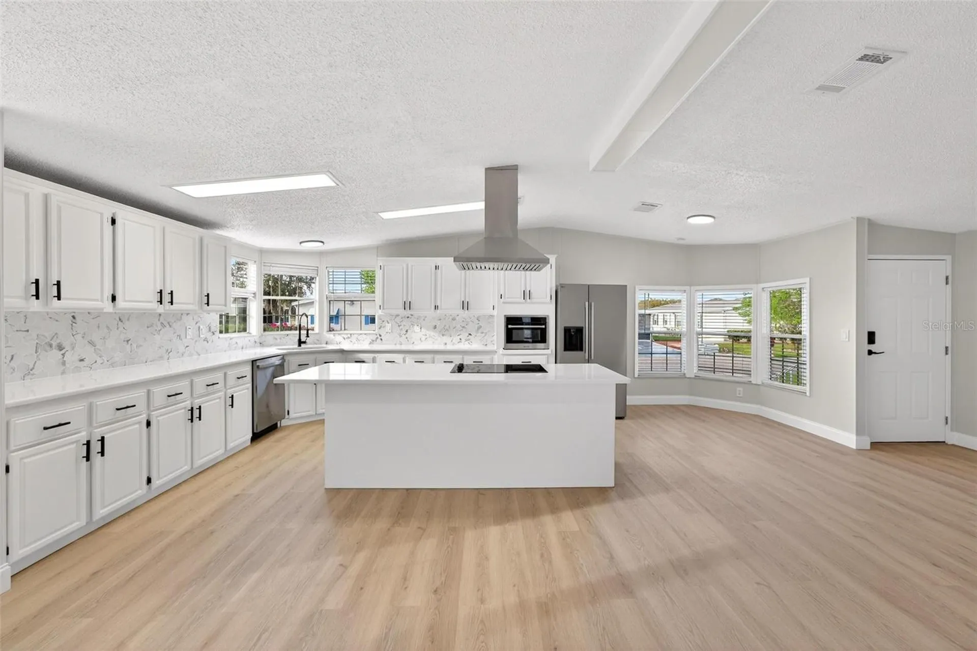 3009 Manatee Road Tavares FL 32778