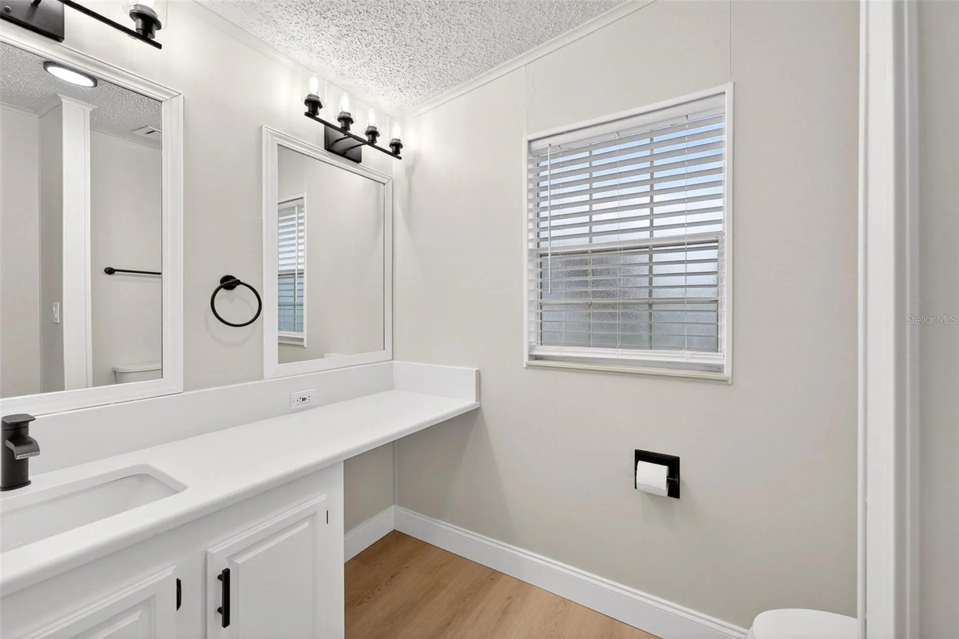3009 Manatee Road Tavares FL 32778