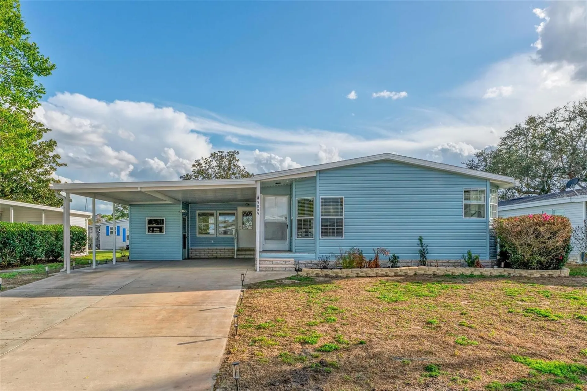 3009 Manatee Road Tavares FL 32778
