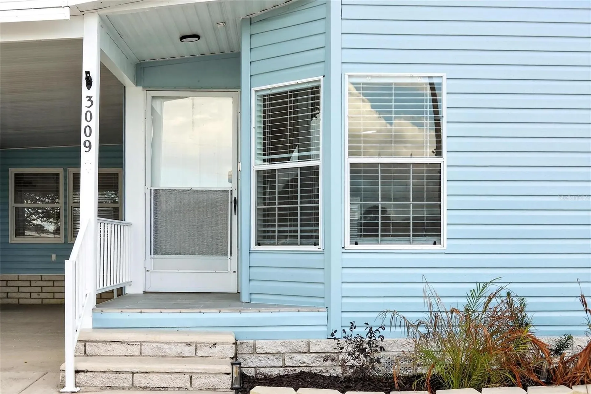 3009 Manatee Road Tavares FL 32778