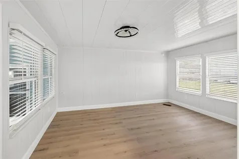 3009 Manatee Road Tavares FL 32778