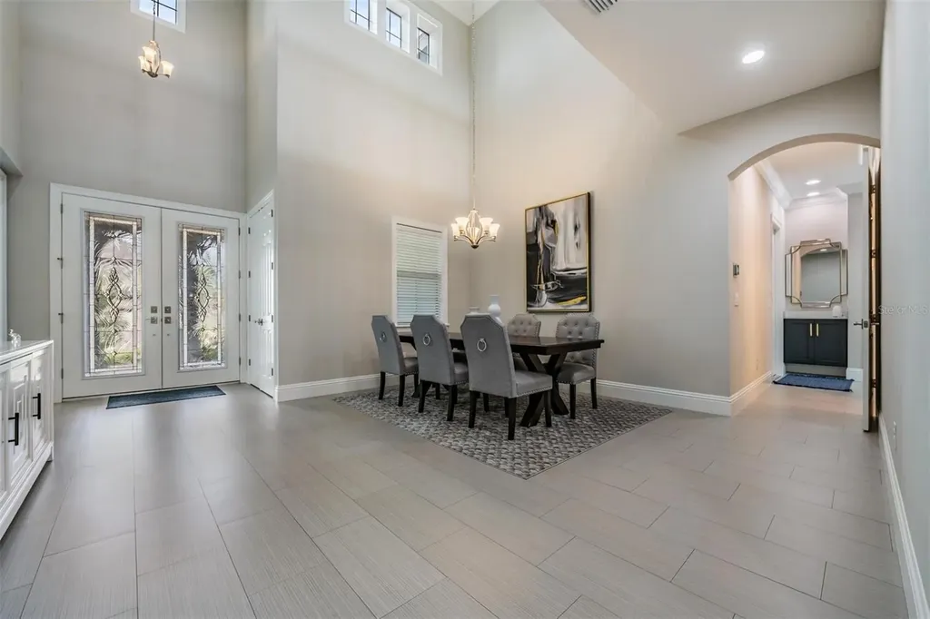2913 Valencia Ridge Street Valrico FL 33596