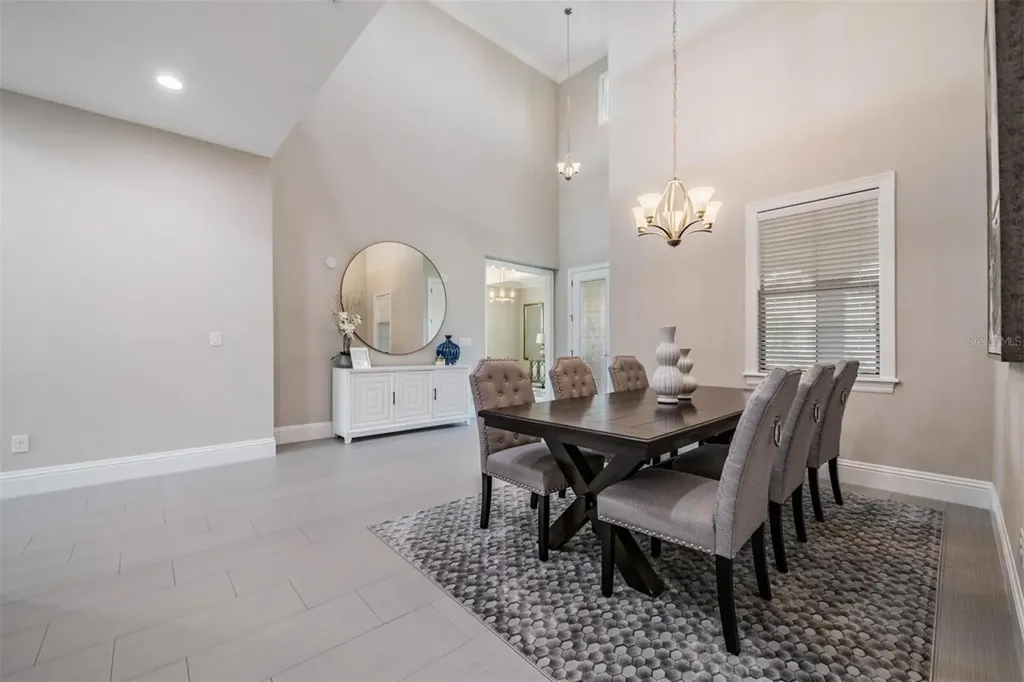 2913 Valencia Ridge Street Valrico FL 33596
