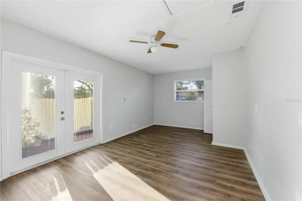 170 W Crystal Lake Avenue Lake Mary FL 32746