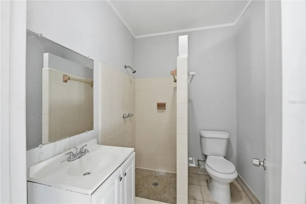 170 W Crystal Lake Avenue Lake Mary FL 32746