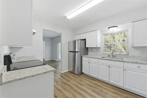 170 W Crystal Lake Avenue Lake Mary FL 32746