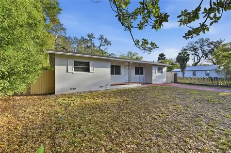 170 W Crystal Lake Avenue Lake Mary FL 32746