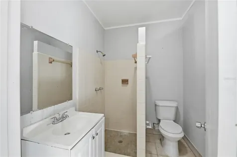 170 W Crystal Lake Avenue Lake Mary FL 32746