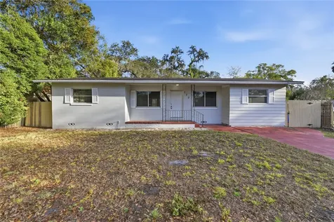 170 W Crystal Lake Avenue Lake Mary FL 32746