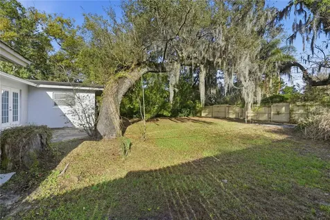 170 W Crystal Lake Avenue Lake Mary FL 32746