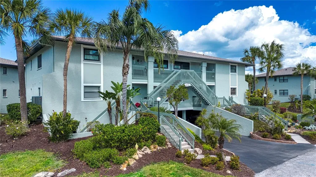 4255 Gulf Drive Holmes Beach FL 34217