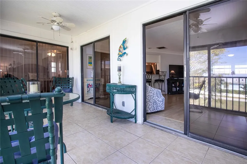 4255 Gulf Drive Holmes Beach FL 34217